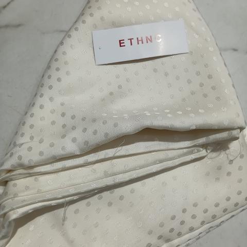 ES002
